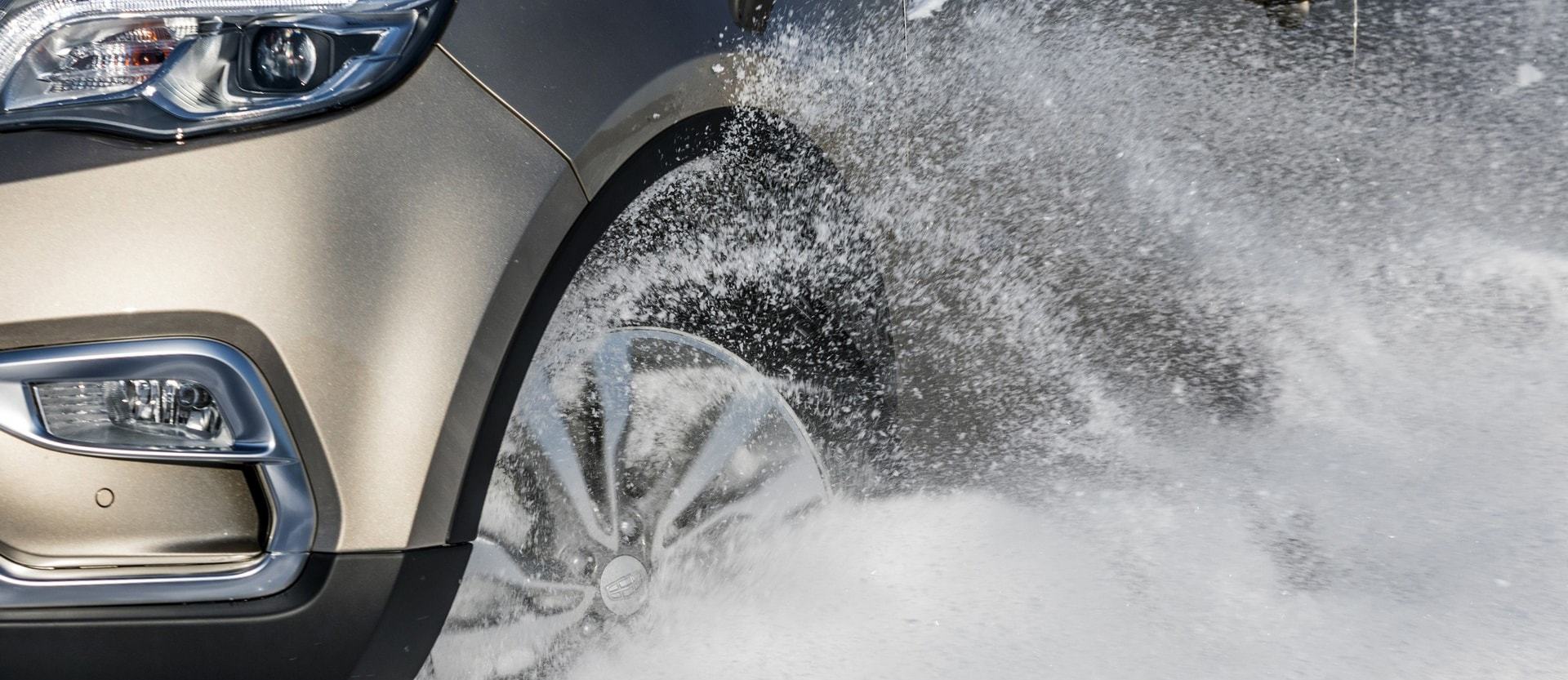 /img/cars/1637050928-exterior_geely_Atlas_5.jpg