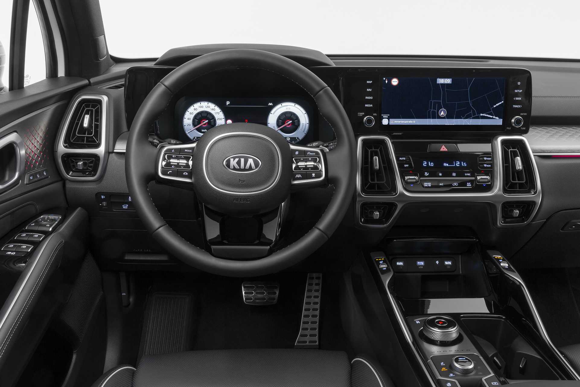 /img/cars/1637051819-interior_kia_Sorento_3.jpg