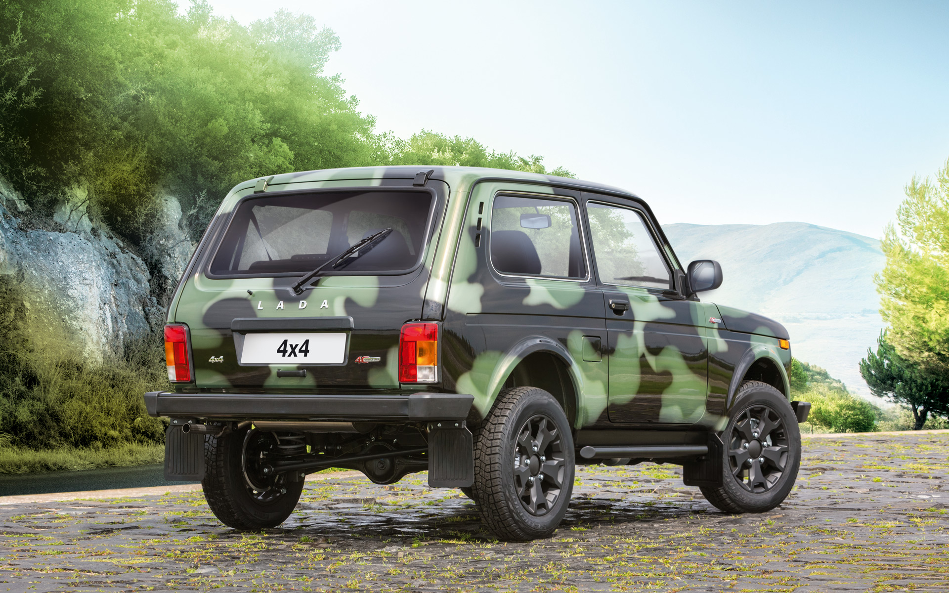 /img/cars/1637051926-exterior_lada_4x4_3_dv_22.jpg