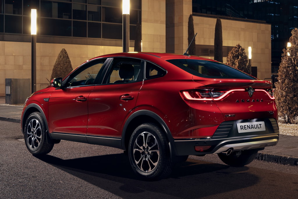 /img/cars/1637052910-exterior_renault_Arkana_21.jpg