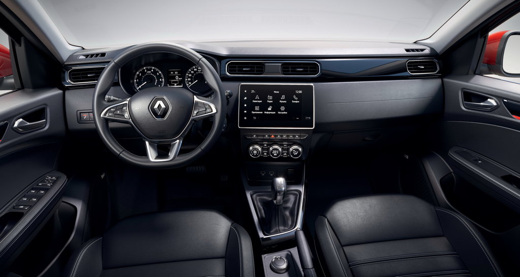 /img/cars/1637052911-interior_renault_Arkana_2.jpg