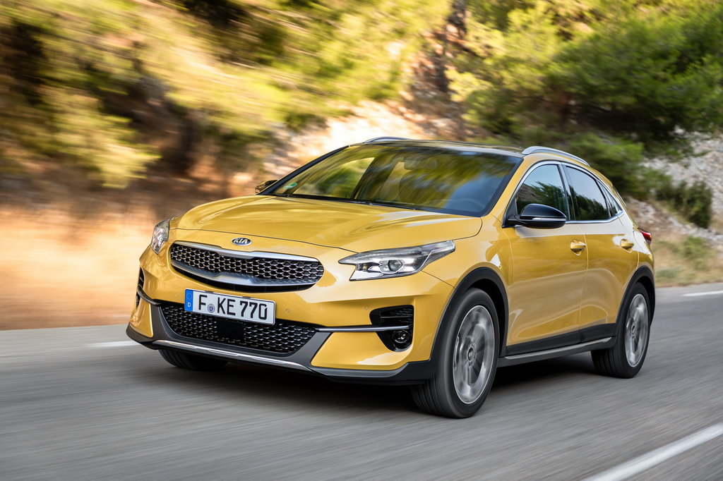 /img/cars/1667998660-kia_xceed_935614.jpg