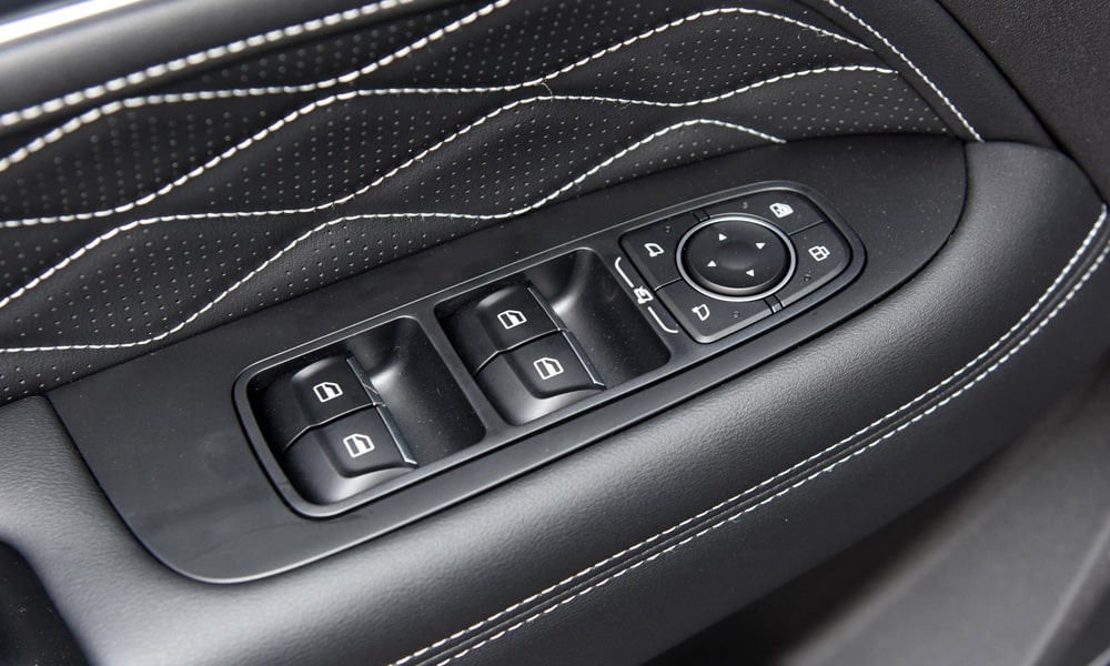 /img/cars/1668086219-300-22.jpg