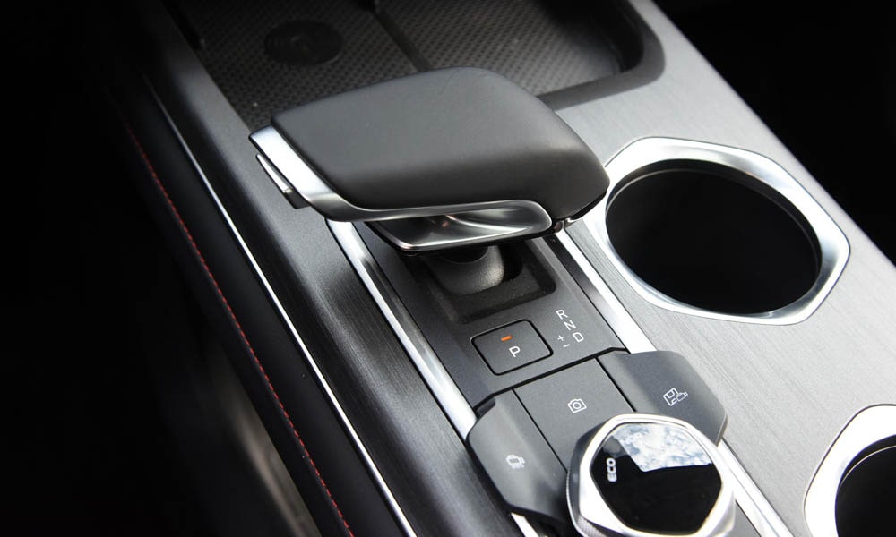 /img/cars/1670826992-cs55-plus-1-39.jpg