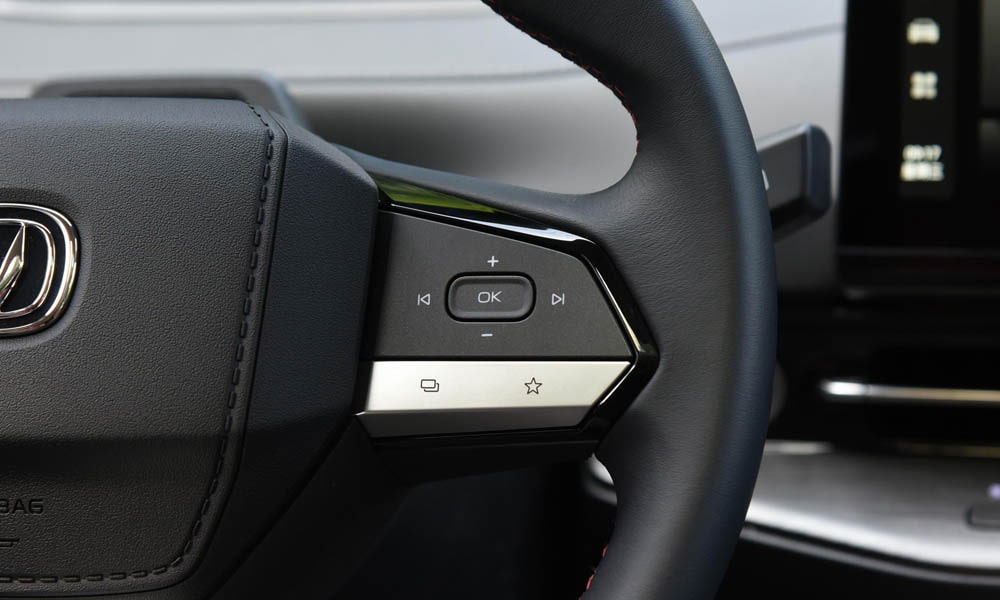 /img/cars/1670826992-cs55-plus-1-44.jpg