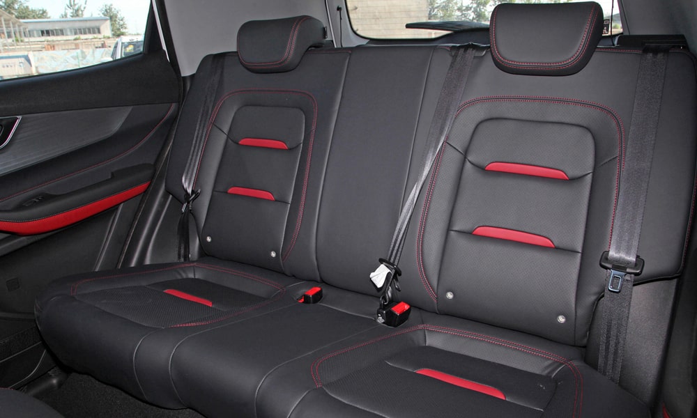 /img/cars/1672401358-tiggo-4-pro-1-16.jpg