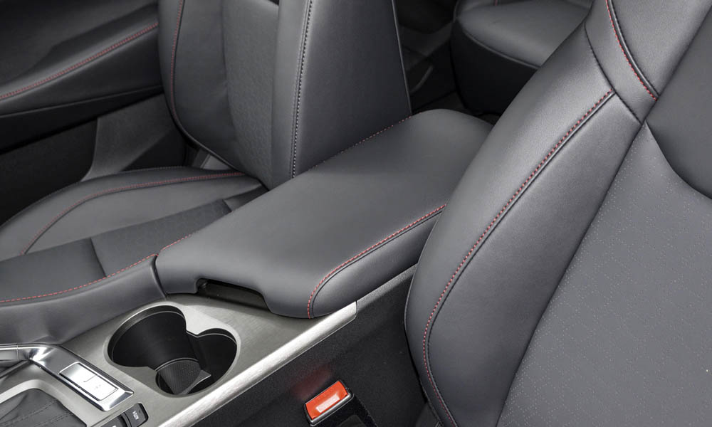 /img/cars/1674039246-cs35-plus-2-15.jpg