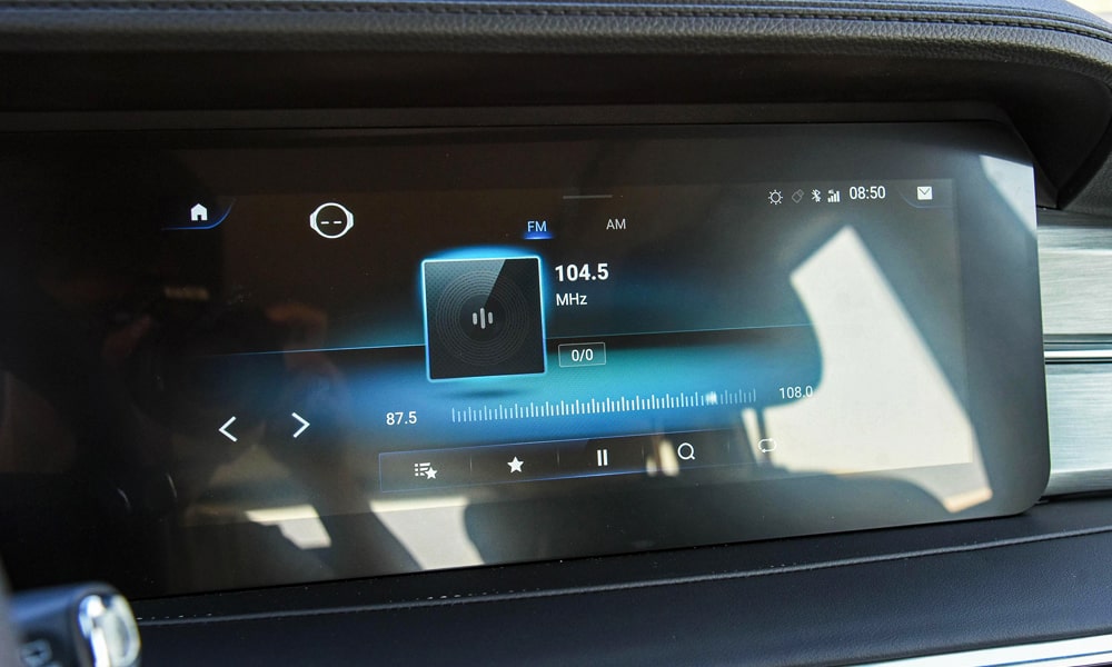 /img/cars/1690544084-x90-plus-20.jpg