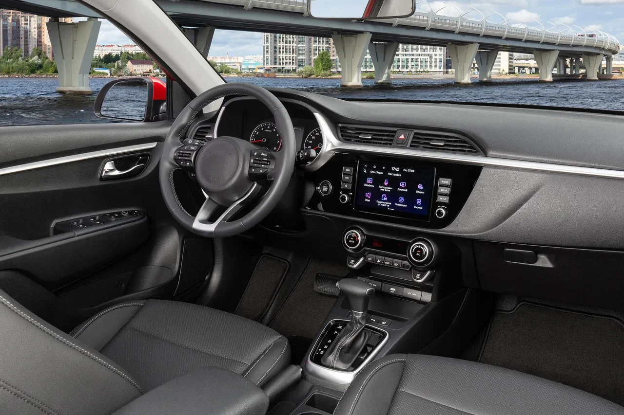 /img/cars/1712238049-8d6684e60737b7675fb8d9ef94edcb30.webp