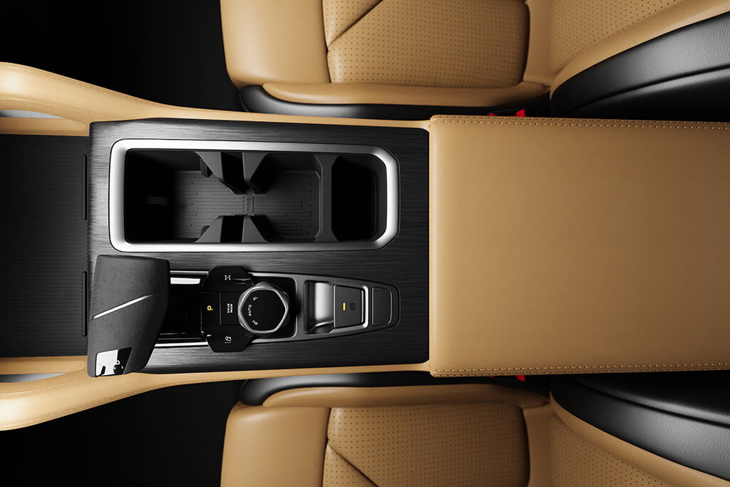 /img/cars/1715064013-changan_hunter_plus_1145266.jpg