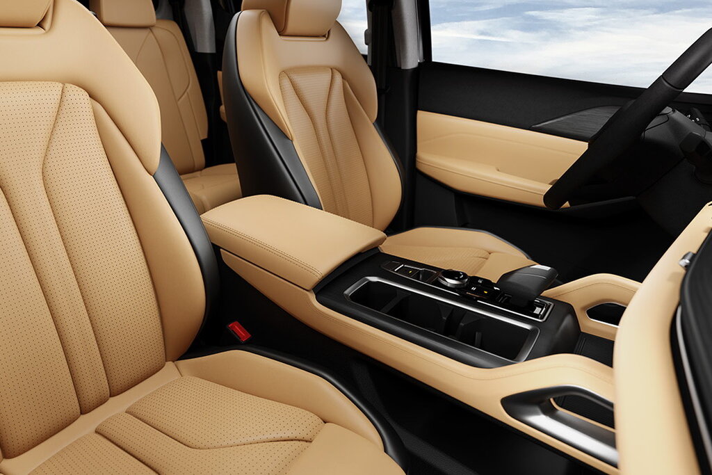 /img/cars/1715064013-changan_hunter_plus_1145267.jpg